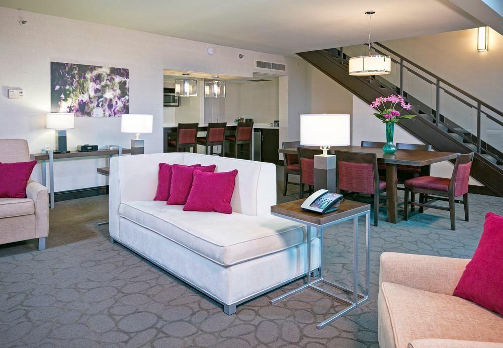 Delta By Marriott Ocean Pointe Resor Victoria