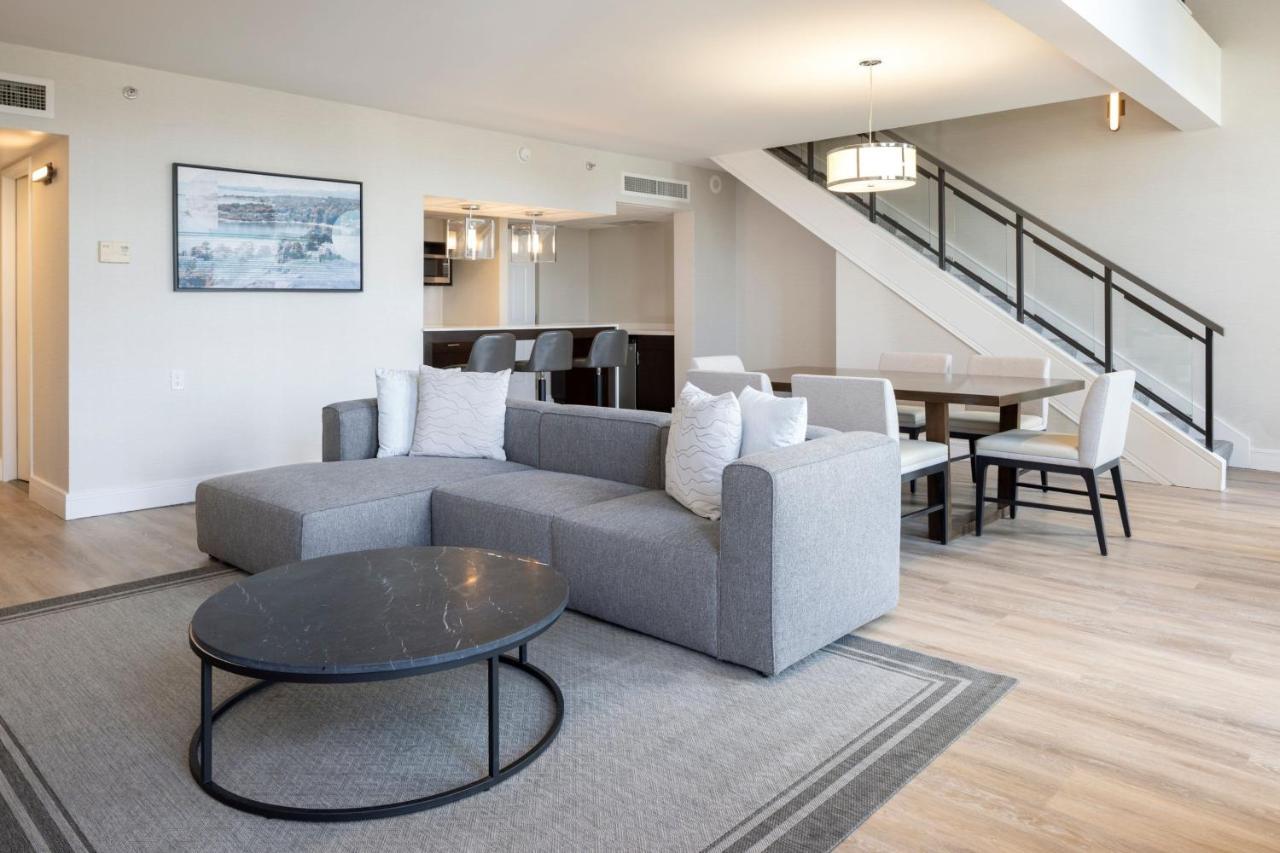 Delta By Marriott Ocean Pointe Resor 4*