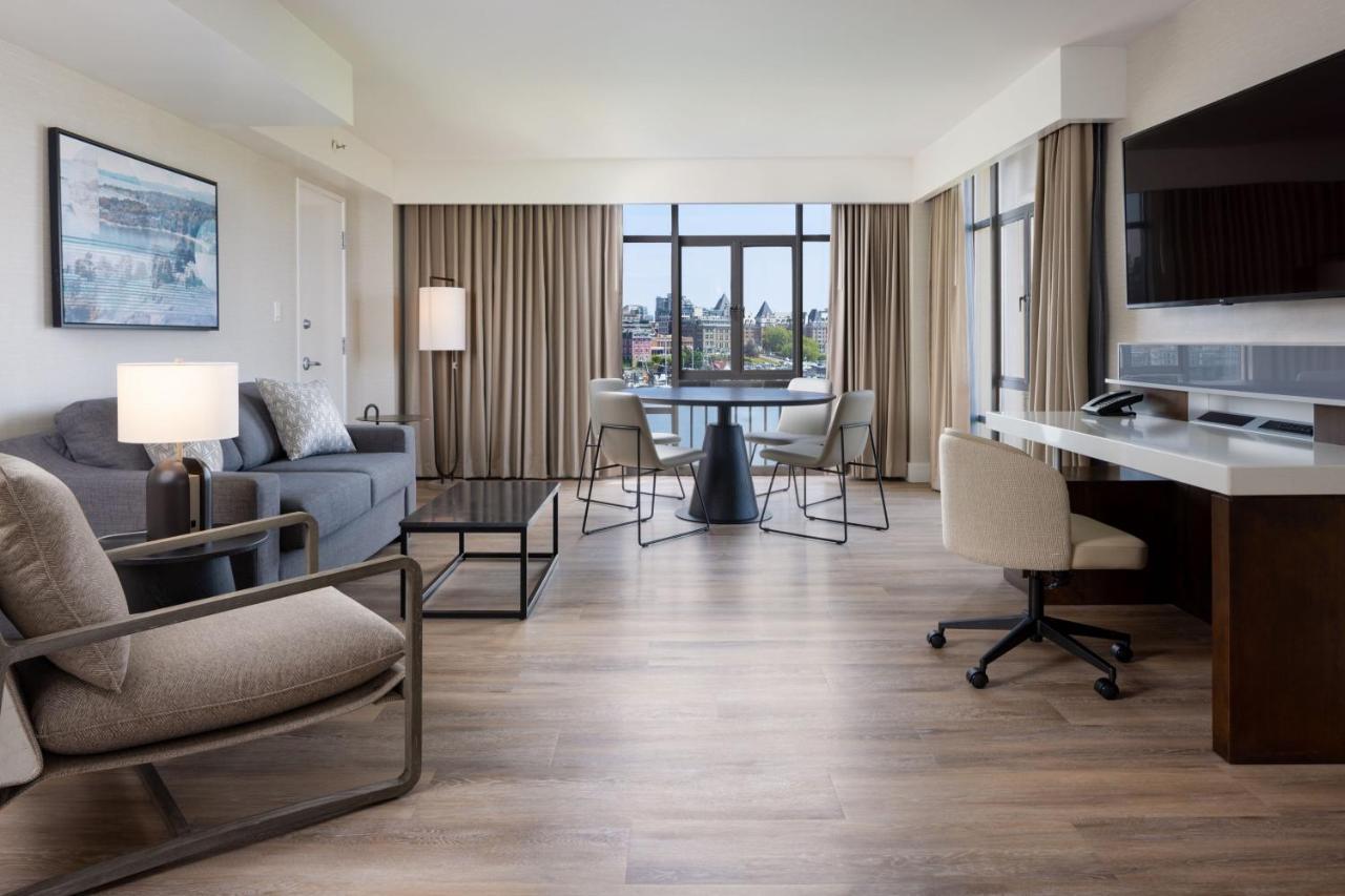 Resor Delta By Marriott Ocean Pointe Victoria