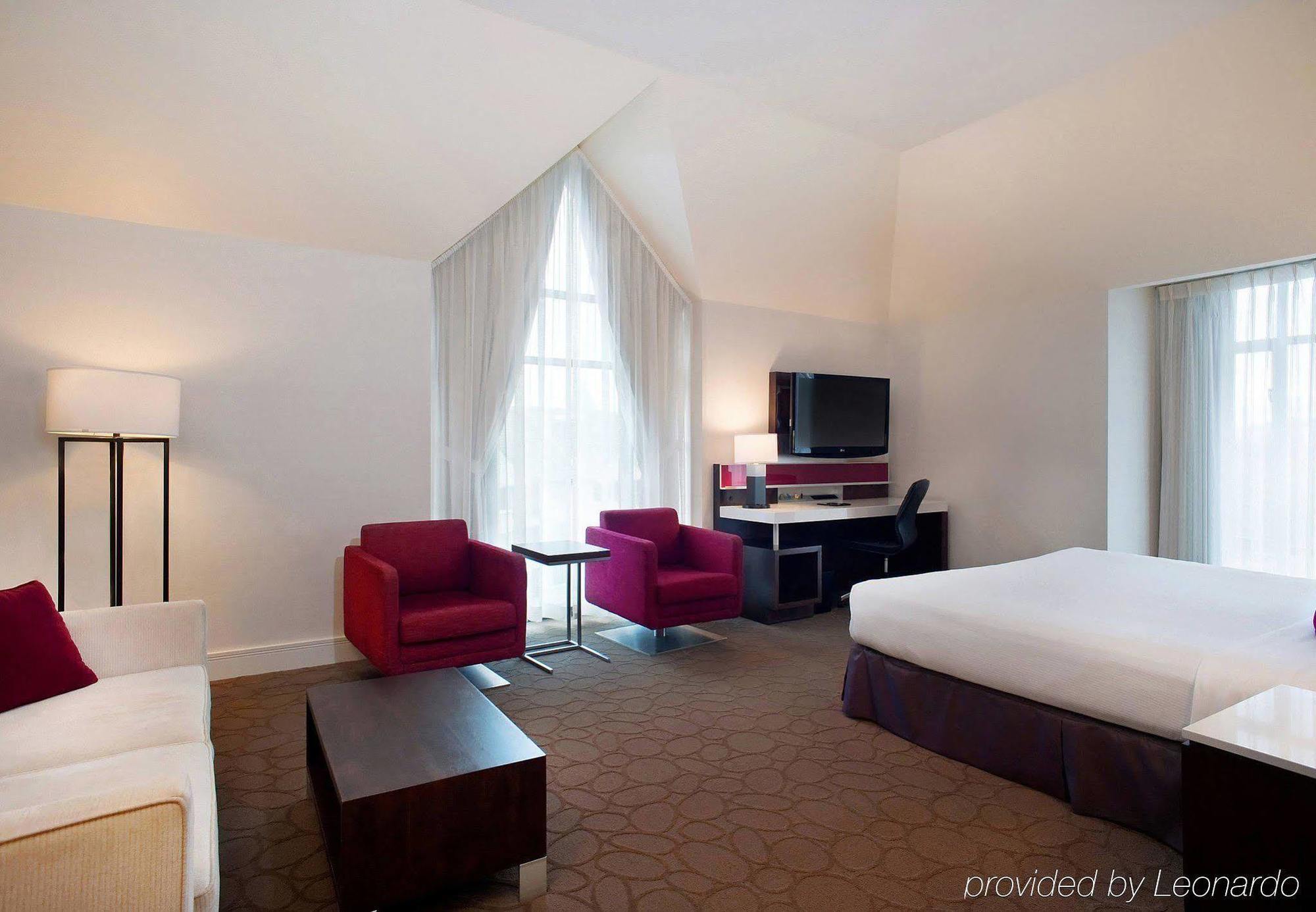 Delta By Marriott Ocean Pointe Victoria